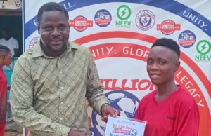 𝗗𝗲𝗰𝗼𝗻𝘁𝗲𝗲 𝗝𝗮𝗰𝗸𝘀𝗼𝗻 𝗦𝘁𝗿𝗶𝗸𝗲𝘀 𝗟𝗮𝘁𝗲 𝗘𝗾𝘂𝗮𝗹𝗶𝘇𝗲𝗿 𝗶𝗻 𝗧𝗵𝗿𝗶𝗹𝗹𝗶𝗻𝗴 2-2 𝗗𝗿𝗮𝘄