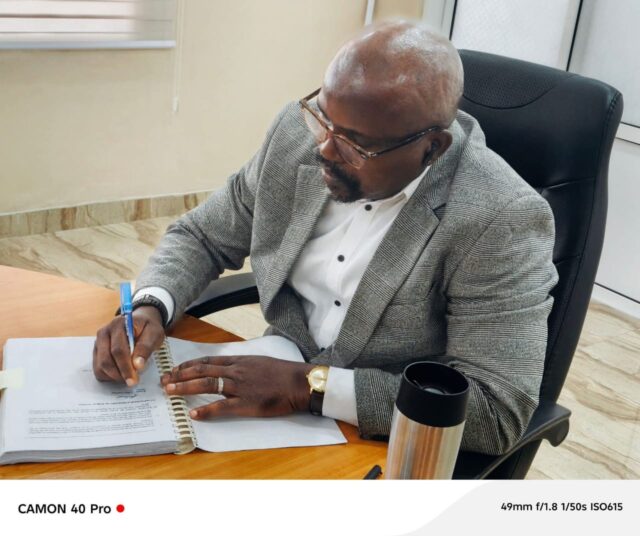 Public Works Minister